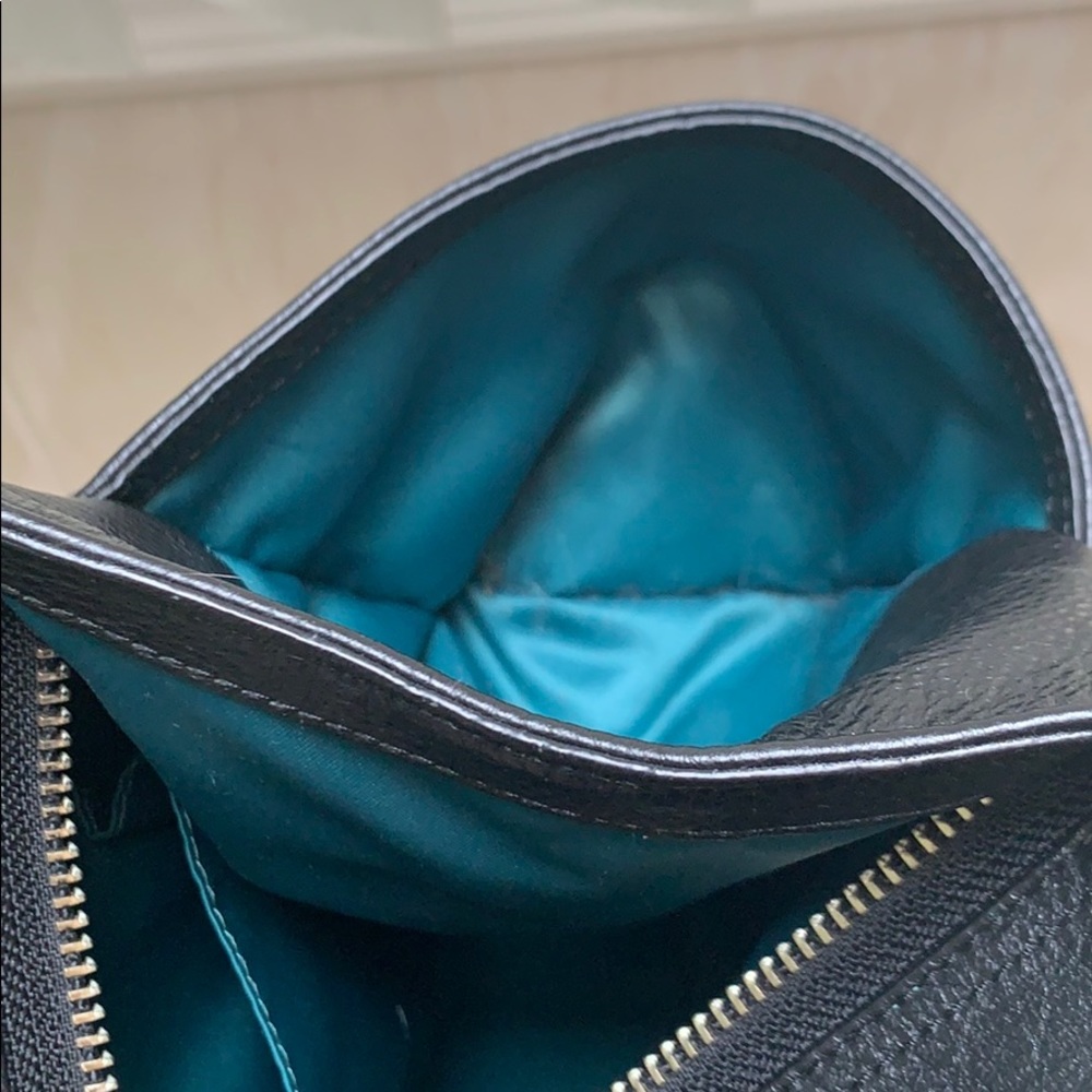 Coach Tote - Picture 4 of 4